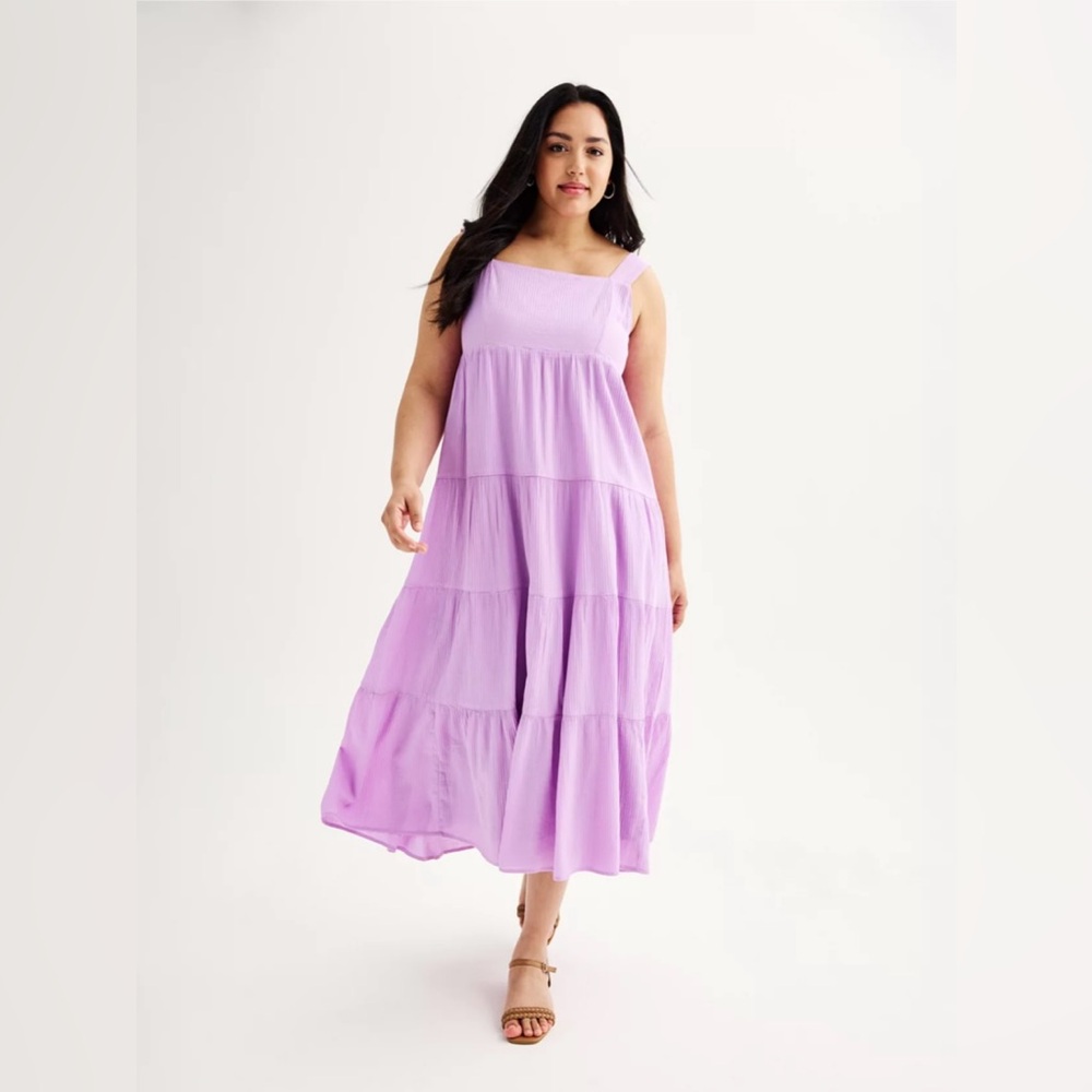 Juniors Plus Size SO Square Neck Tiered Midi Dress (size 1X)